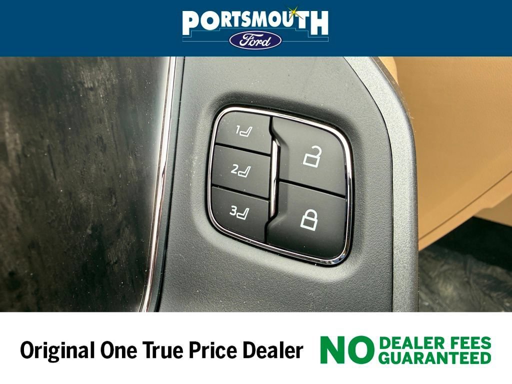 New 2026 Ford F350 Lariat w/ Lariat Ultimate Package AWD/4WD image 34