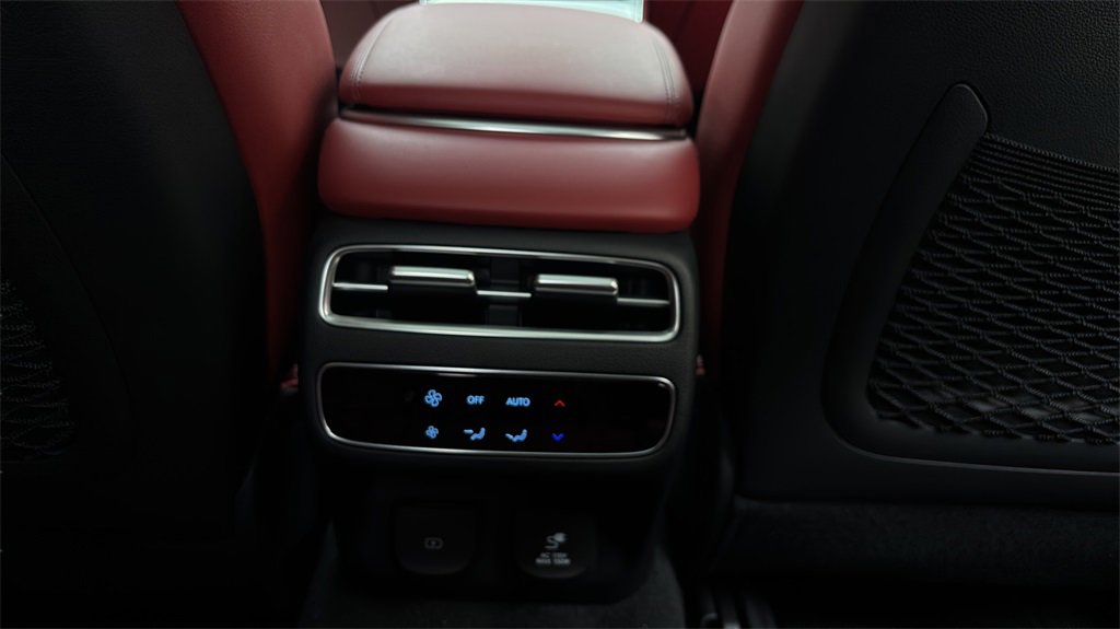 New 2026 Genesis GV70 2.5T Sport Prestige image 11