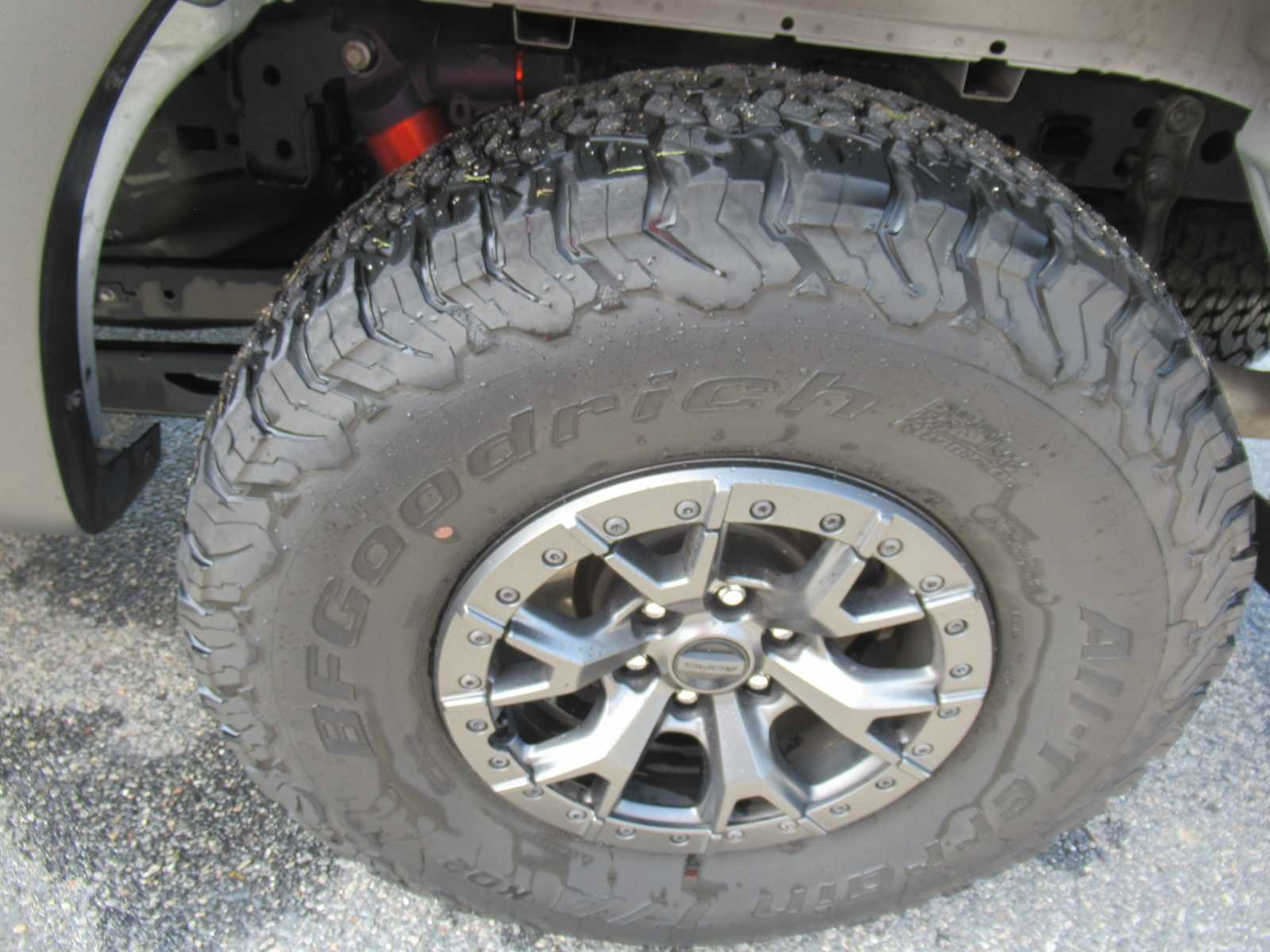 Used 2022 Ford F150 Raptor w/ Raptor 37 Performance Package AWD/4WD image 12