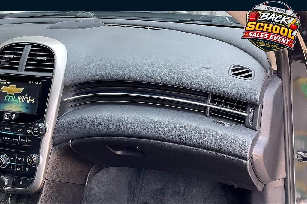 Used 2014 Chevrolet Malibu LT FWD image 16