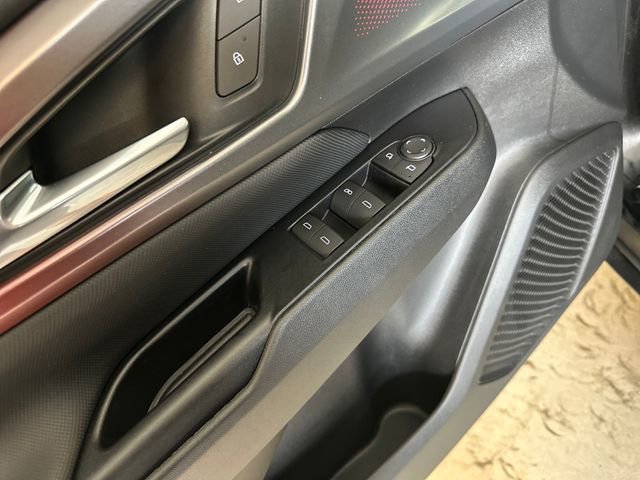 Used 2025 Chevrolet Equinox EV RS image 13