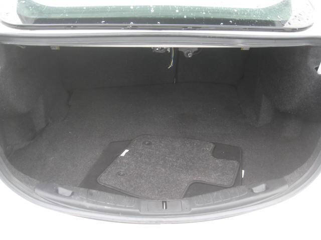 Used 2018 Ford Fusion SE w/ Fusion SE Technology Package image 11