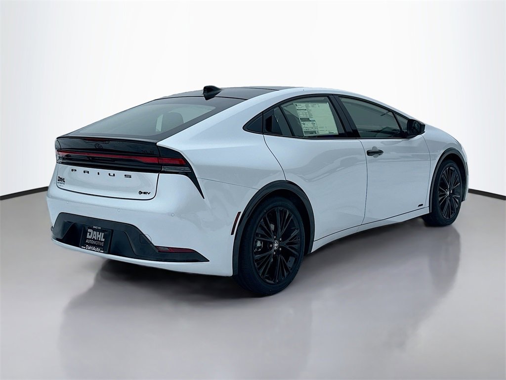 New 2026 Toyota Prius AWD image 7