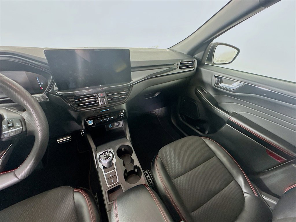 Used 2023 Ford Escape ST-Line w/ Tech Pack #1 image 11