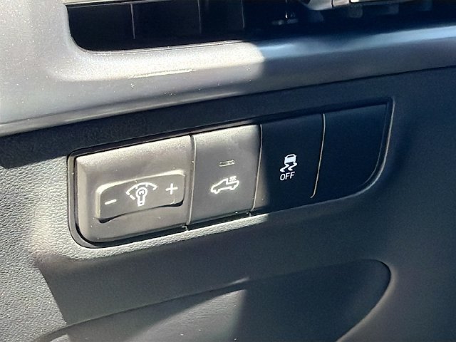 New 2026 Hyundai Santa Cruz SEL FWD image 10