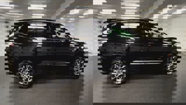 Certified 2024 Buick Enclave Avenir w/ Avenir Technology Package image 9