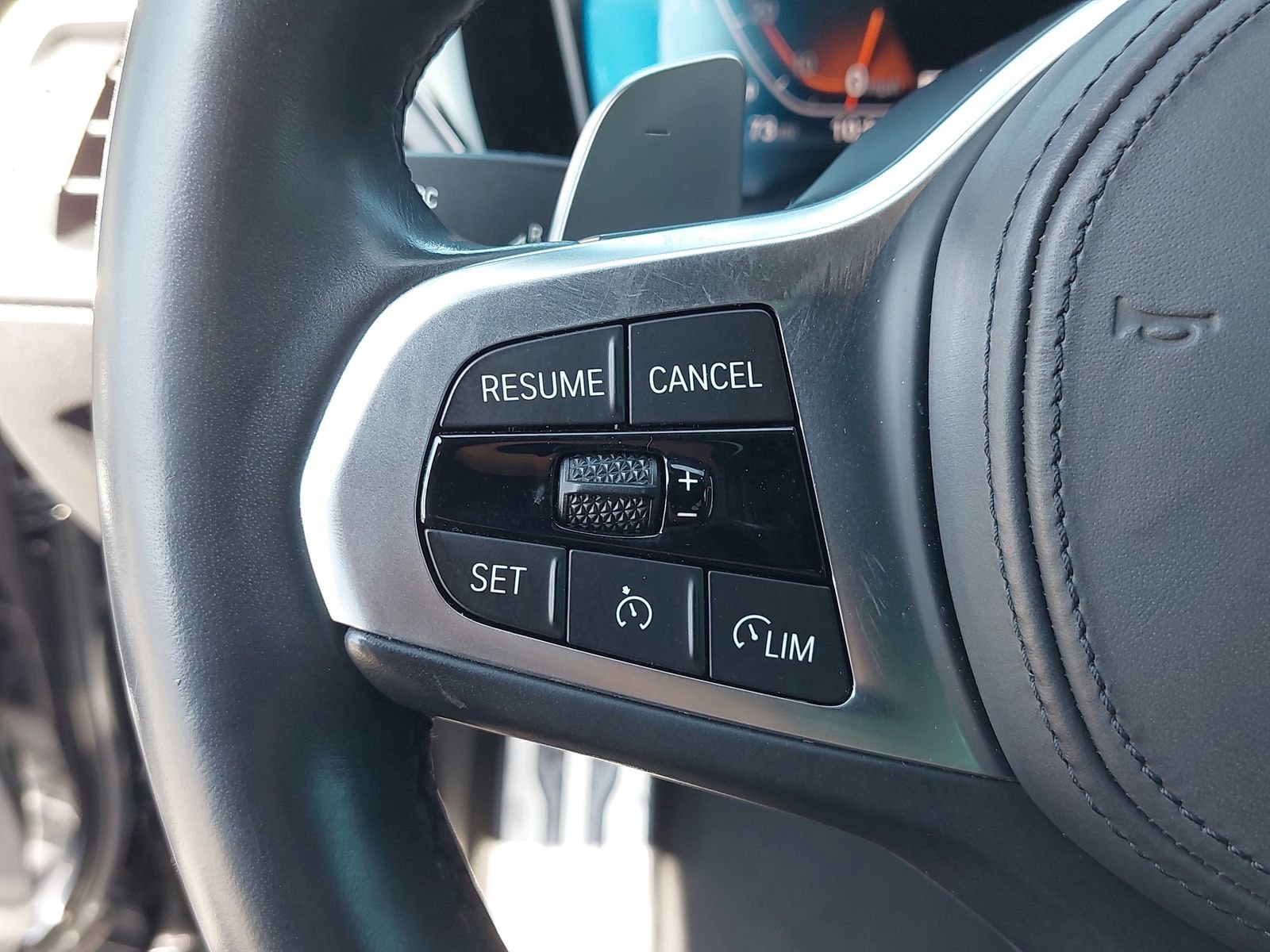 Used 2021 BMW 330i Sedan w/ M Sport Package image 16