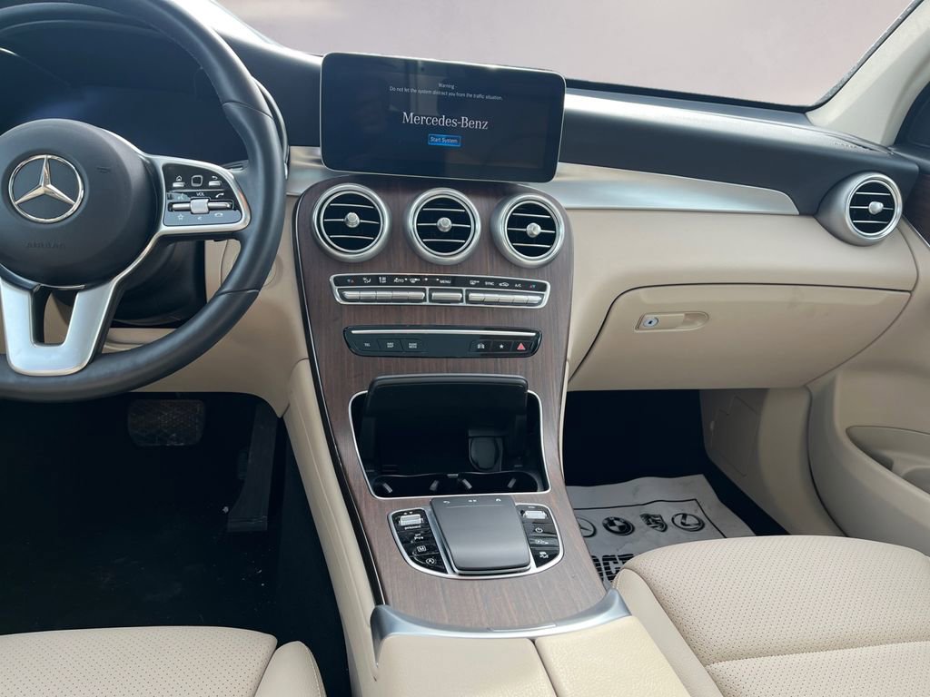 Certified 2022 Mercedes-Benz GLC 300 4MATIC w/ Driver Assistance Package image 10