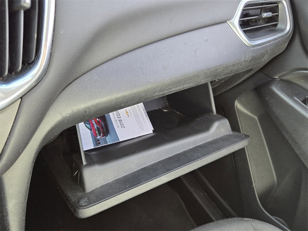 Used 2018 Chevrolet Equinox LT image 21