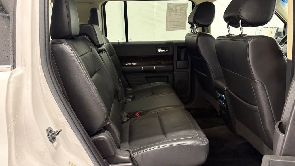 Used 2015 Ford Flex Limited w/ Equipment Group 301A AWD/4WD image 32