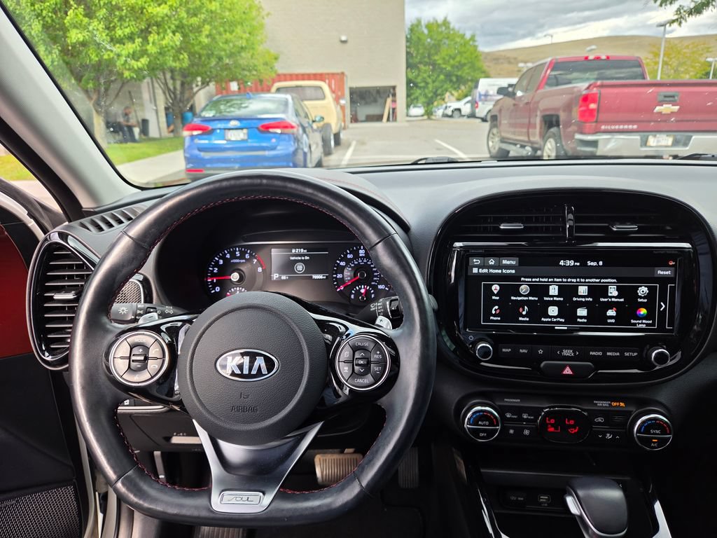 Used 2021 Kia Soul Turbo FWD image 9