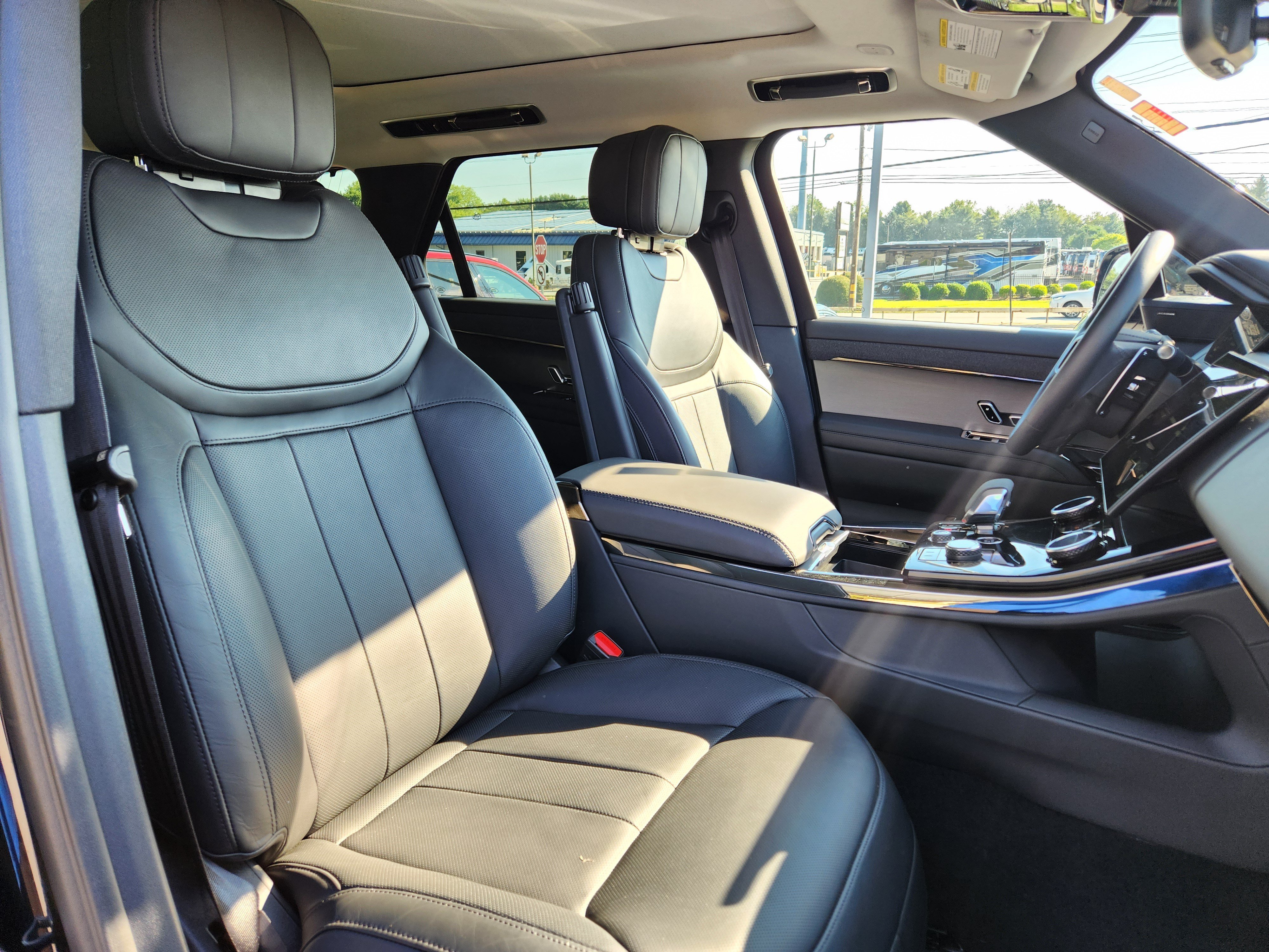 Certified 2023 Land Rover Range Rover Sport SE Dynamic AWD/4WD image 16