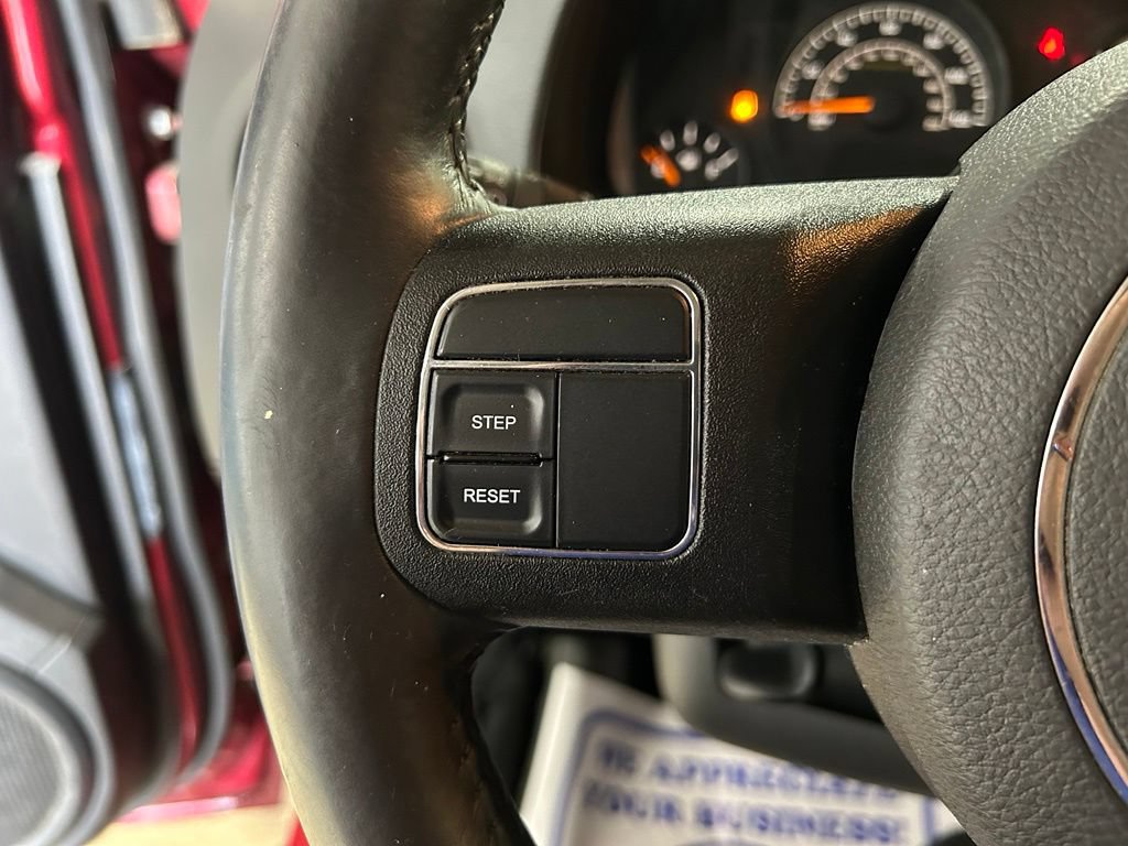 Used 2016 Jeep Patriot High Altitude AWD/4WD image 22