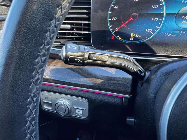 Used 2020 Mercedes-Benz GLE 450 4MATIC w/ Premium Package image 23