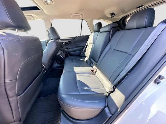 Used 2022 Subaru Outback Limited AWD/4WD image 25