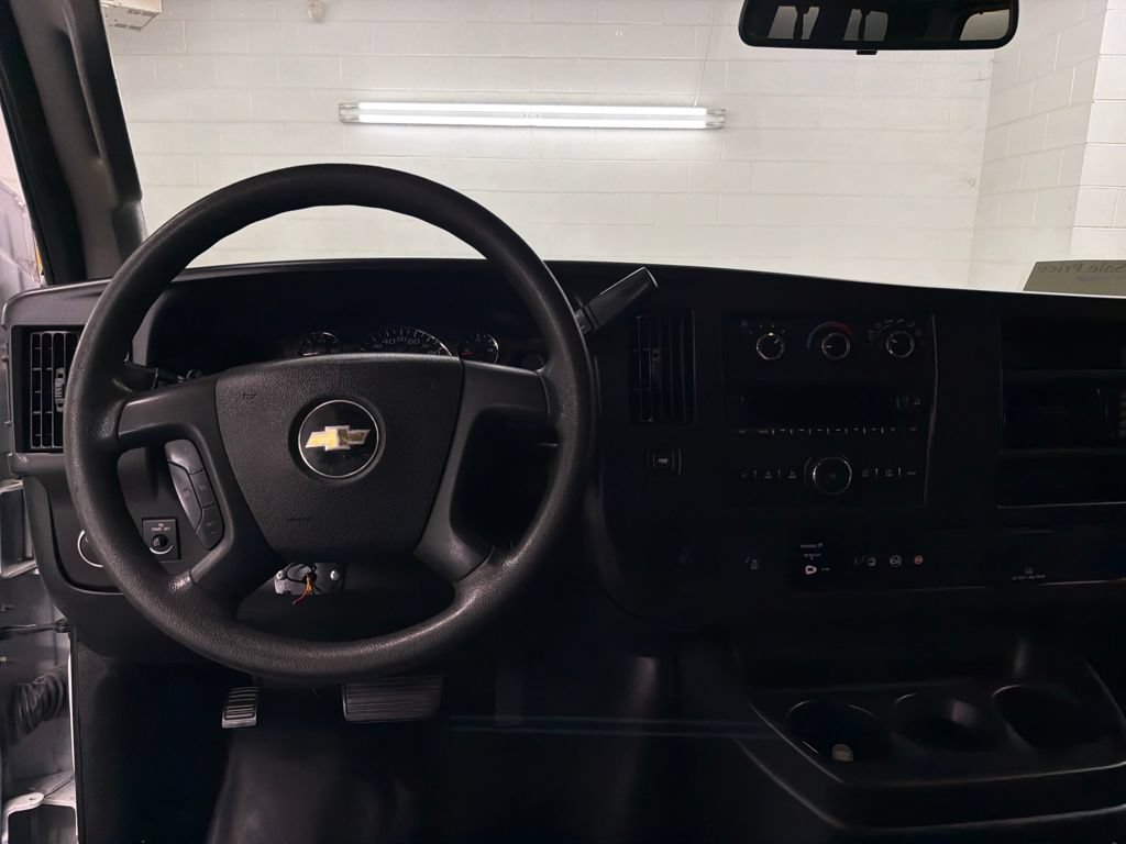Used 2019 Chevrolet Express 3500 LS RWD image 8