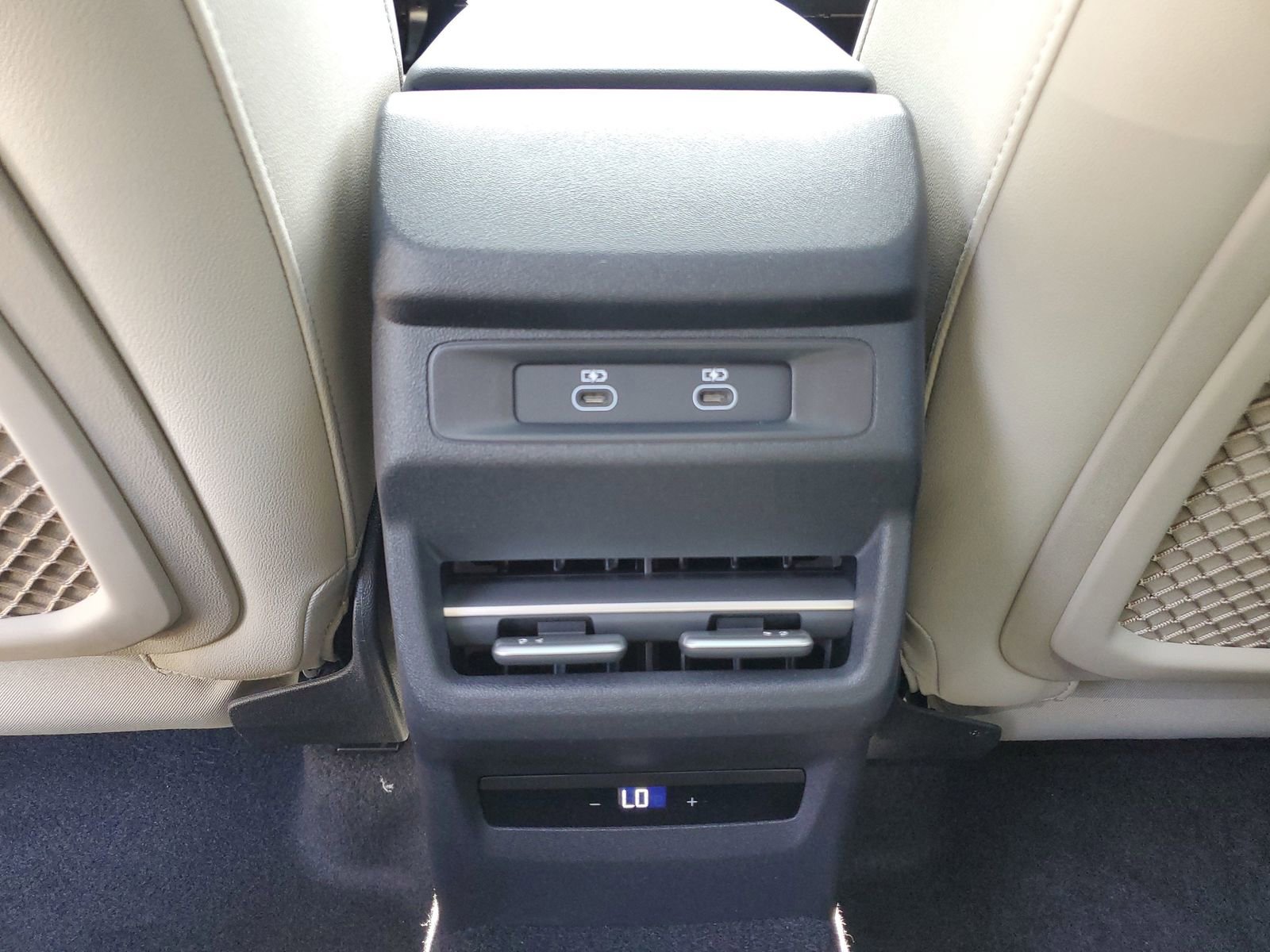 New 2026 Audi Q3 quattro 2.0T image 13