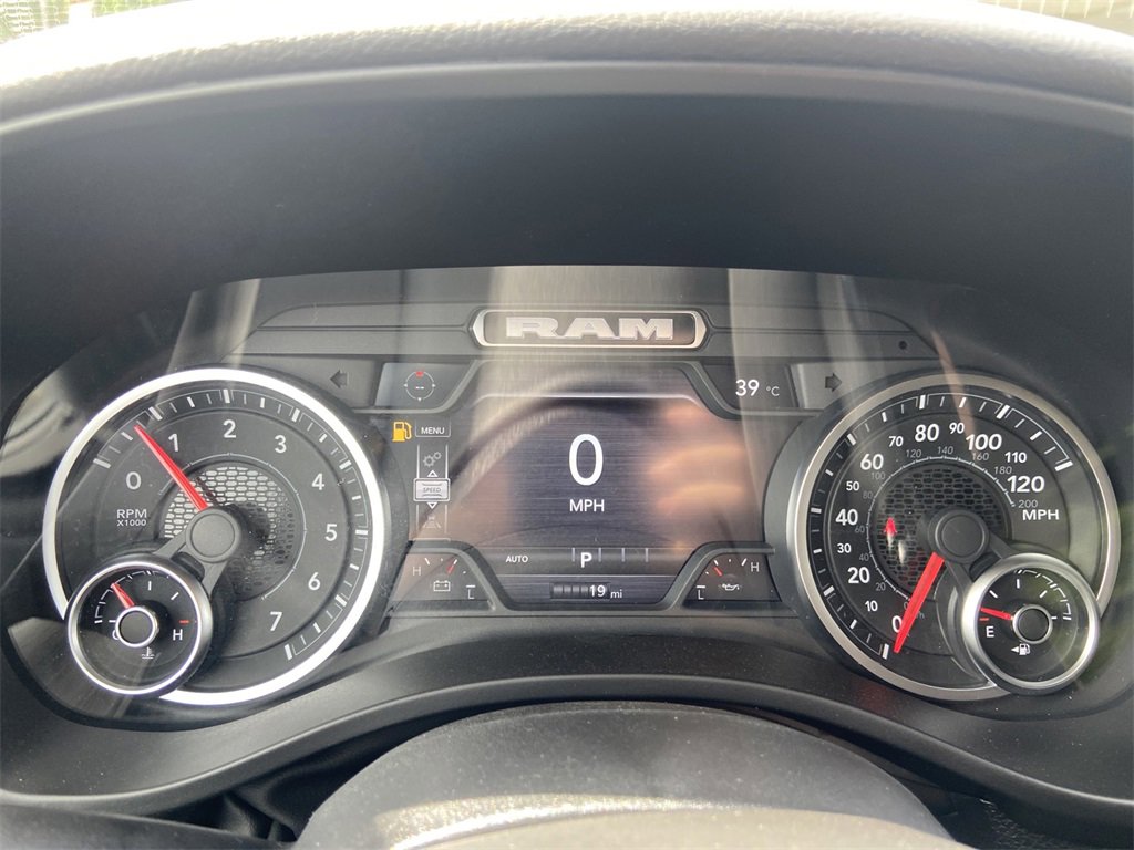 New 2026 RAM 1500 4x4 Crew Cab image 18