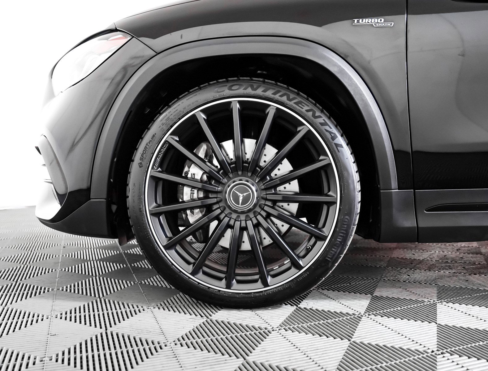 Certified 2021 Mercedes-Benz GLA 35 AMG 4MATIC image 6