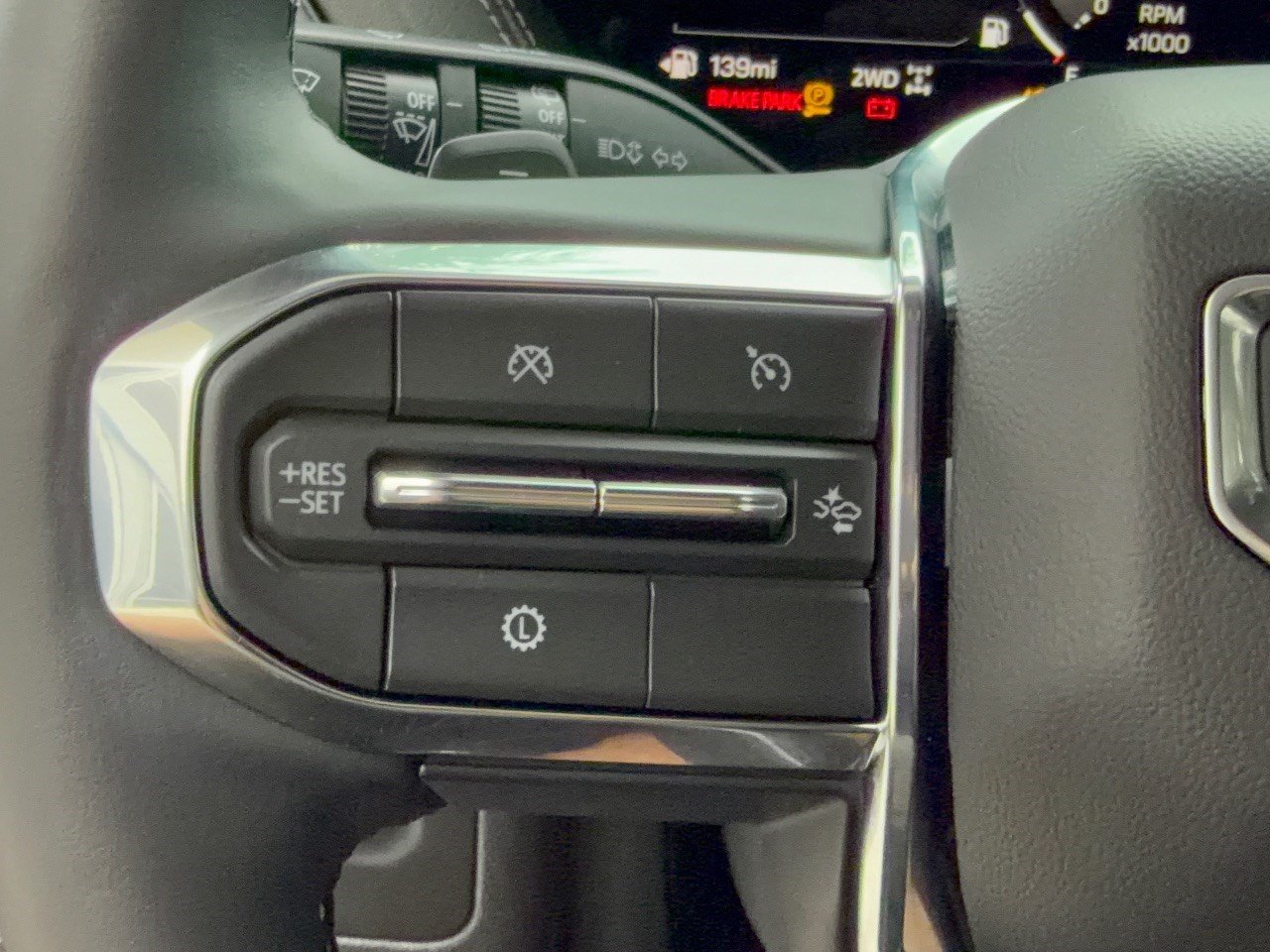 Used 2026 GMC Yukon Denali AWD/4WD image 18
