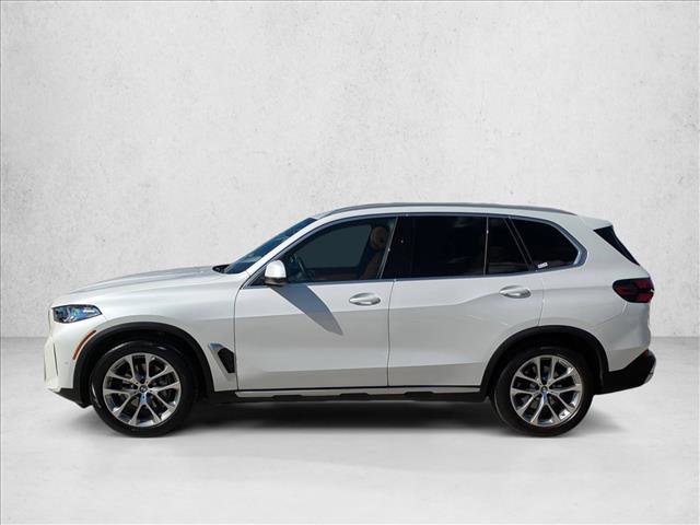 Used 2024 BMW X5 xDrive40i w/ Premium Package image 9