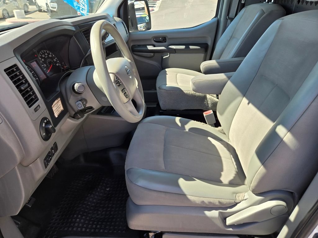 Used 2020 Nissan NV 2500 S RWD image 10