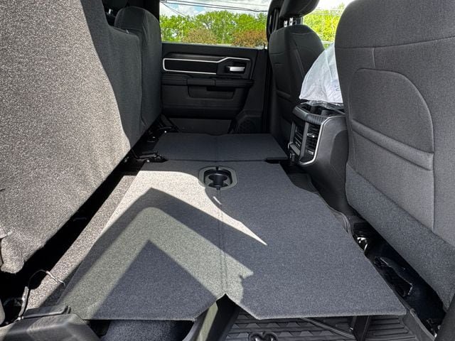 New 2026 RAM 2500 Big Horn AWD/4WD image 36