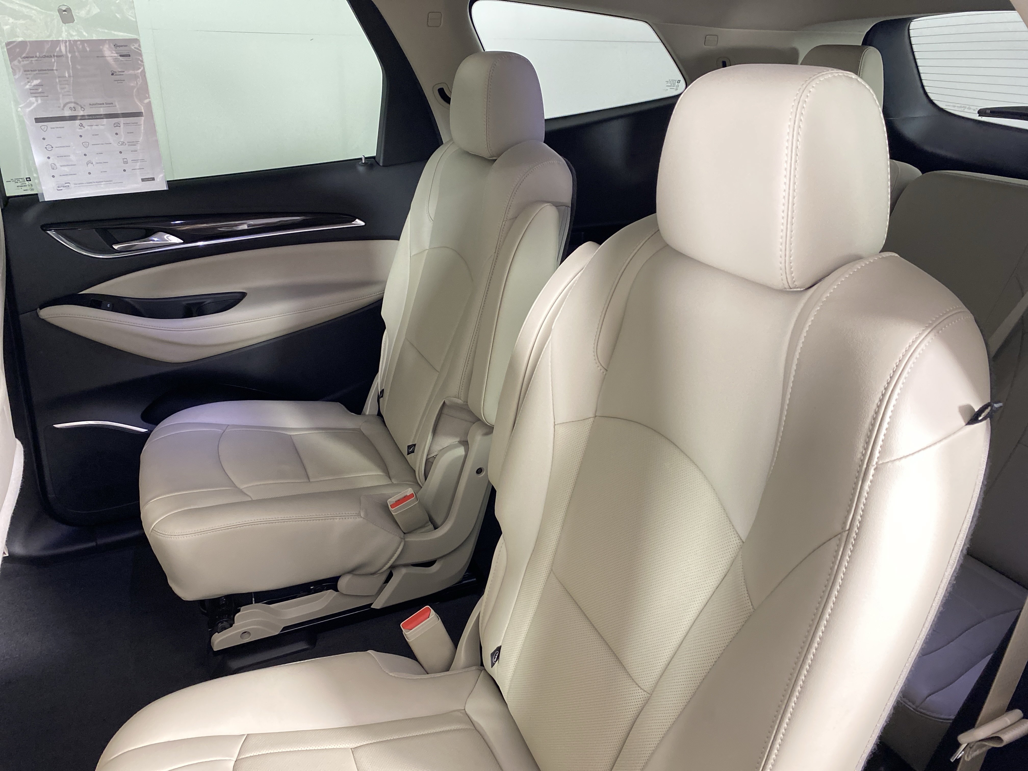 Used 2020 Buick Enclave Essence AWD/4WD image 31
