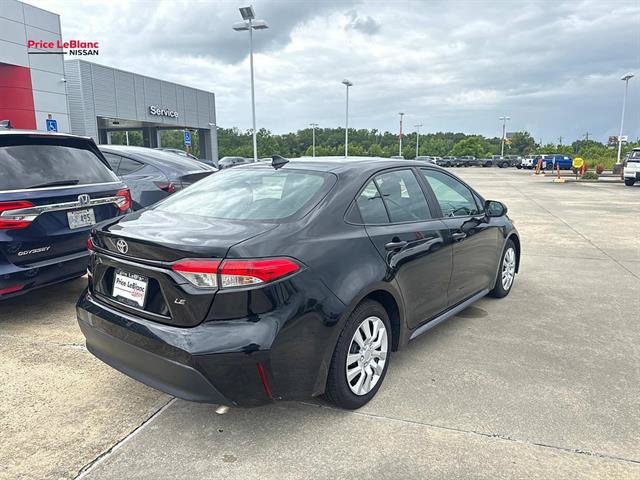 Used 2024 Toyota Corolla LE FWD image 7