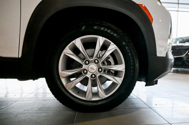 Used 2021 Chevrolet TrailBlazer LS FWD image 32