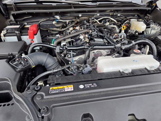 Used 2025 Toyota 4Runner SR5 AWD/4WD image 19