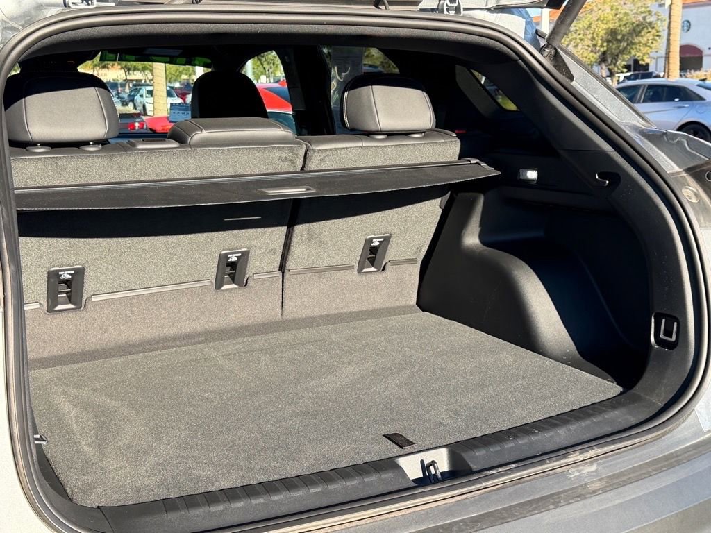 Used 2025 Chevrolet Blazer EV LT image 13