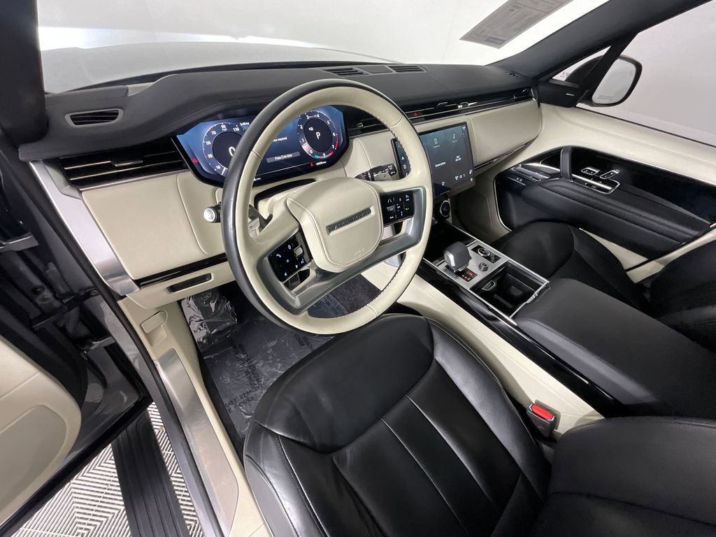 Certified 2023 Land Rover Range Rover SE AWD/4WD image 15