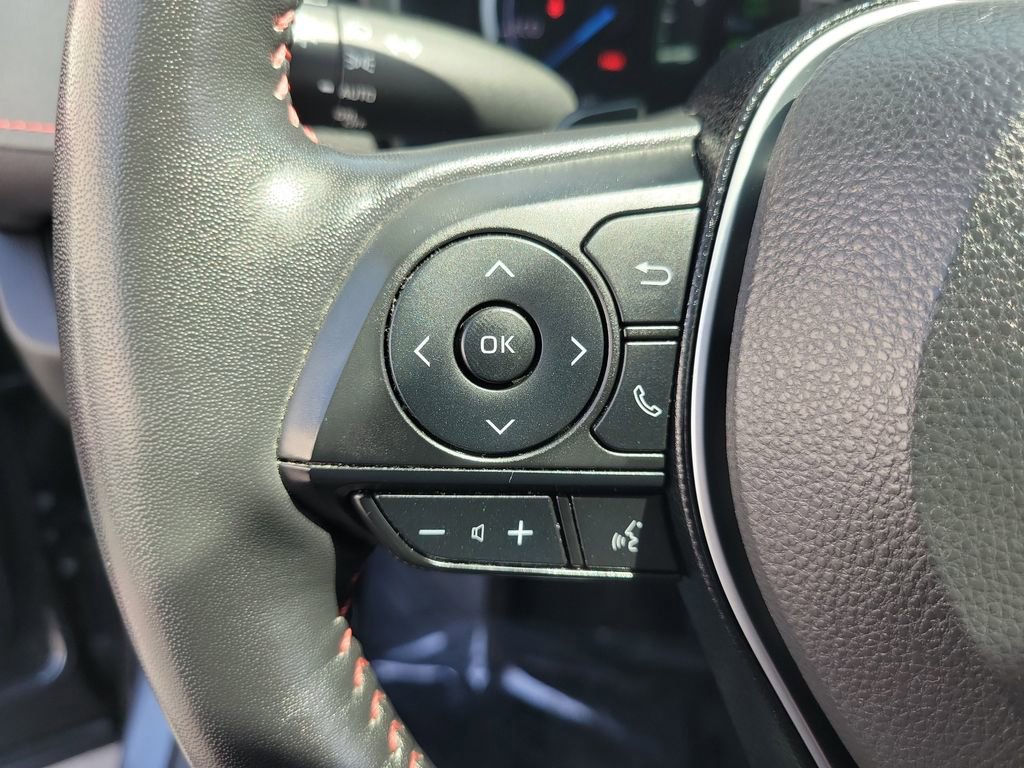 Used 2022 Toyota RAV4 XSE w/ Weather Package image 25