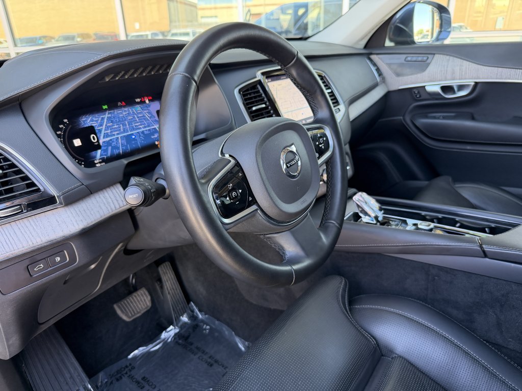 Used 2024 Volvo XC90 T8 Ultimate AWD/4WD image 33