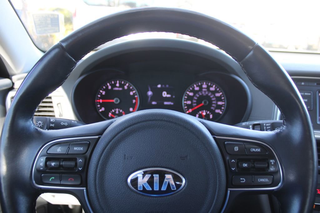 Used 2016 Kia Optima EX image 26