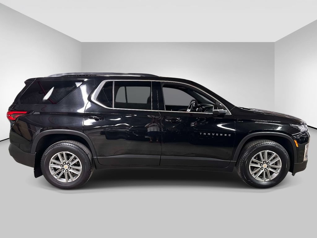 Used 2023 Chevrolet Traverse LT FWD image 5