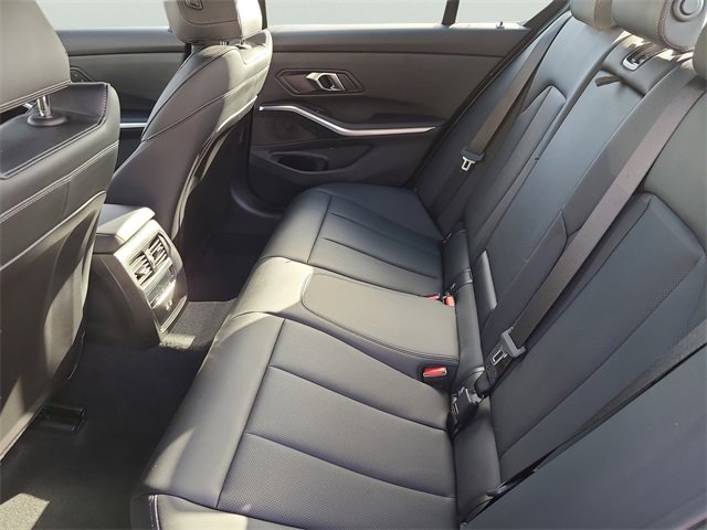 Used 2025 BMW 330i Sedan image 15
