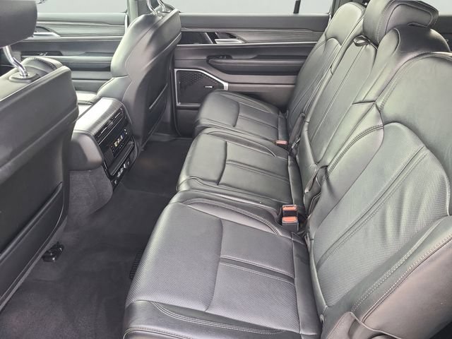 Used 2024 Jeep Wagoneer Series II w/ Flexible Seating Group RWD image 14