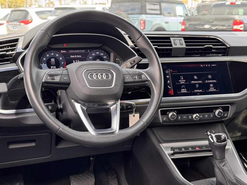 Used 2022 Audi Q3 2.0T Premium image 30