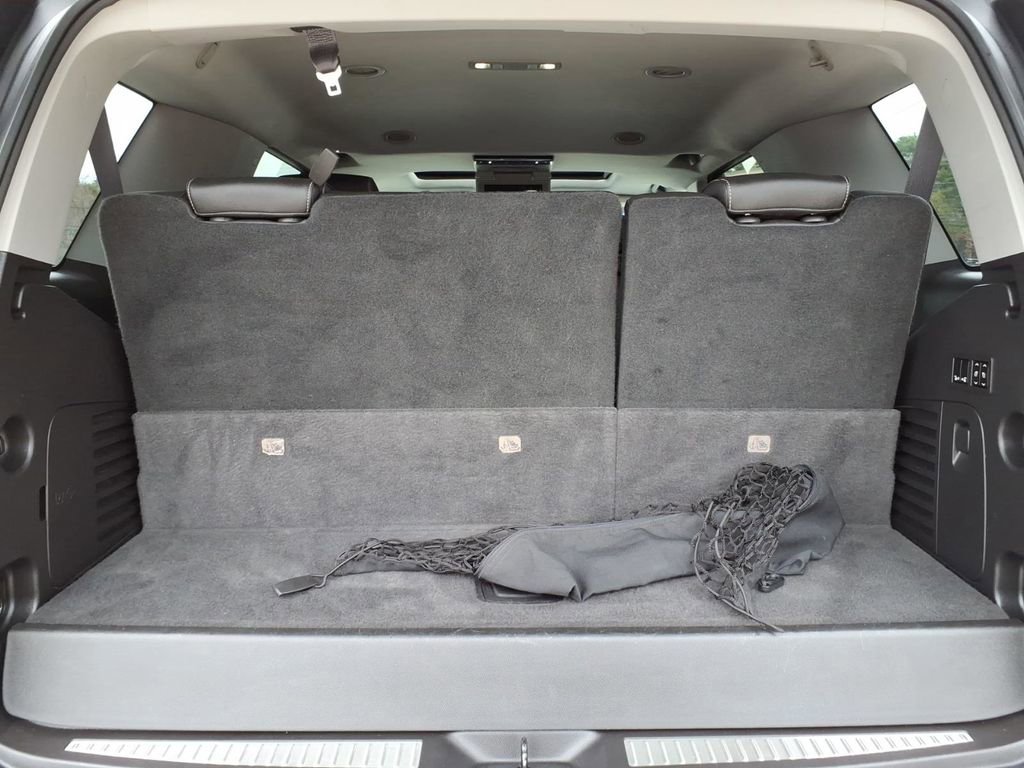 Used 2015 Chevrolet Tahoe LTZ AWD/4WD image 10