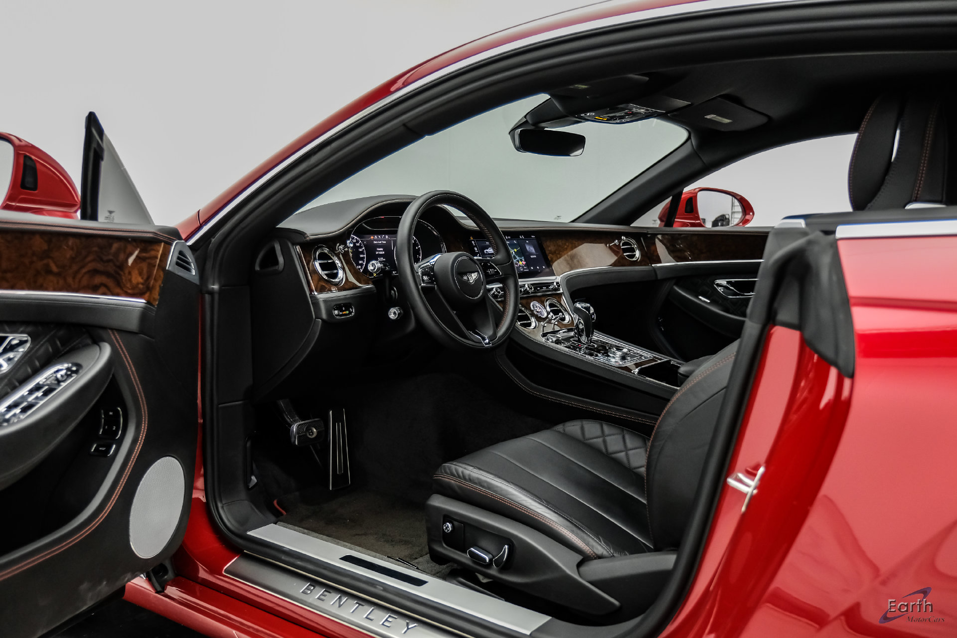 Used 2020 Bentley Continental GT AWD/4WD image 38