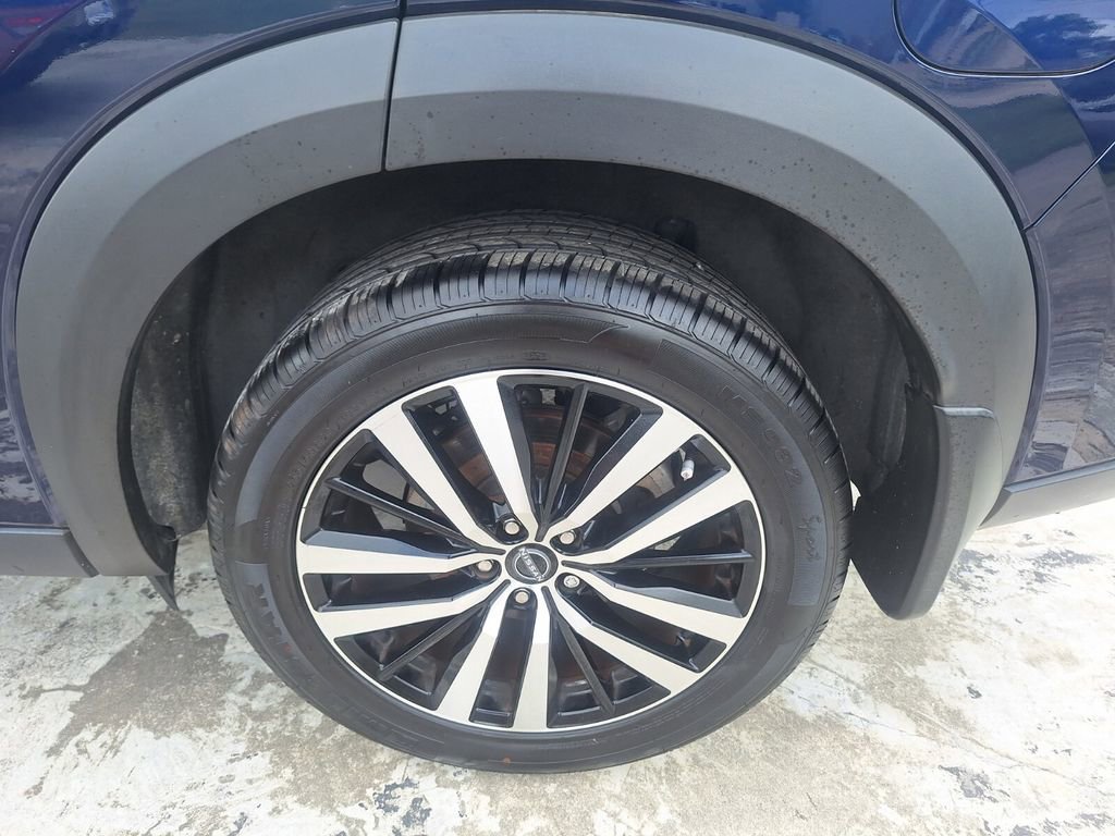 Used 2024 Nissan Pathfinder Platinum FWD image 28