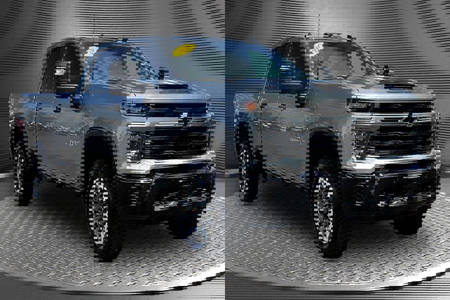 Used 2025 Chevrolet Silverado 2500 Custom w/ Custom Value Package image 1