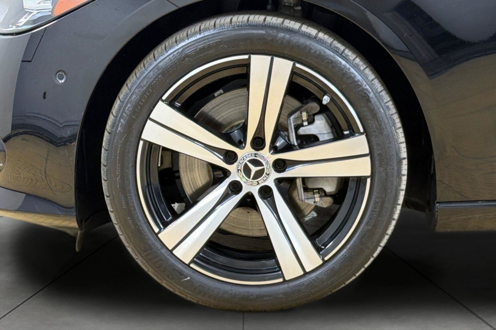 Used 2024 Mercedes-Benz C 300 Sedan image 24