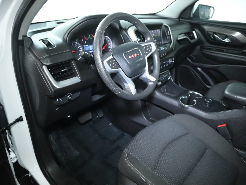 Used 2024 GMC Terrain SLE AWD/4WD image 17