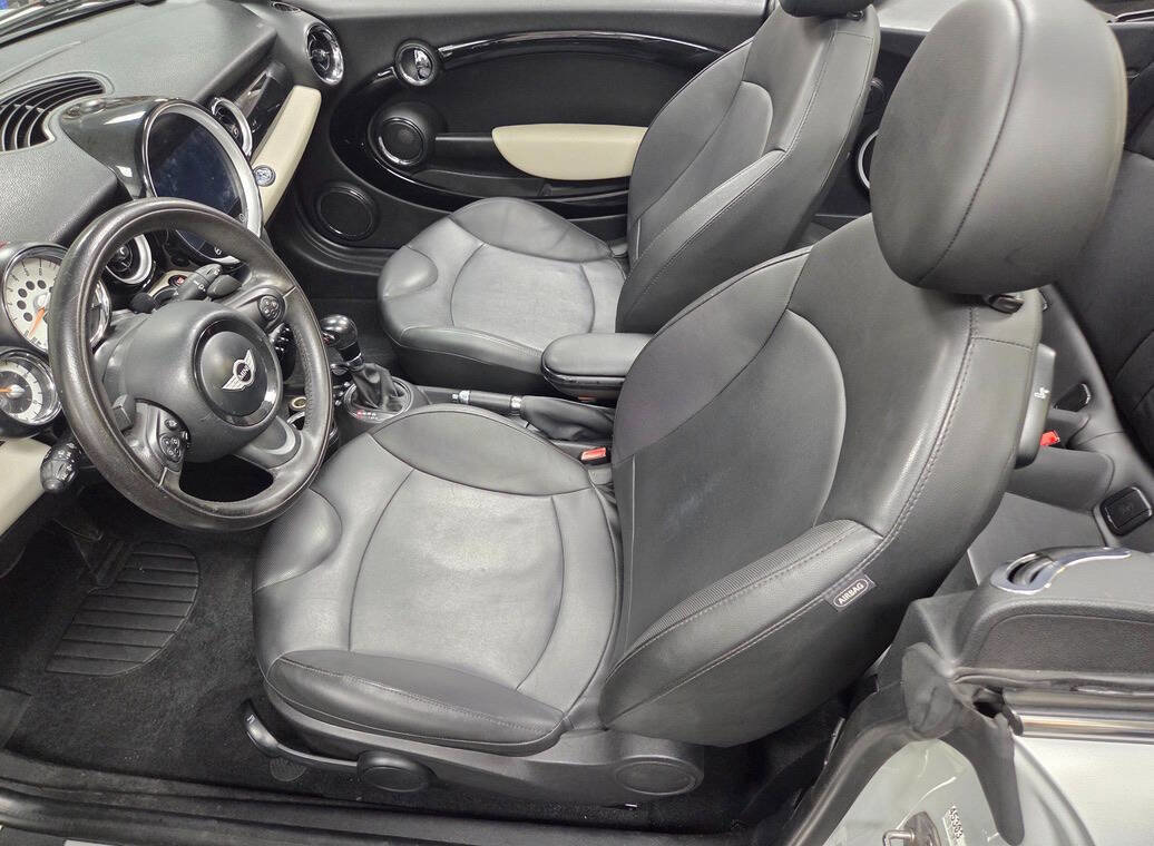 Used 2013 MINI Cooper S FWD image 17