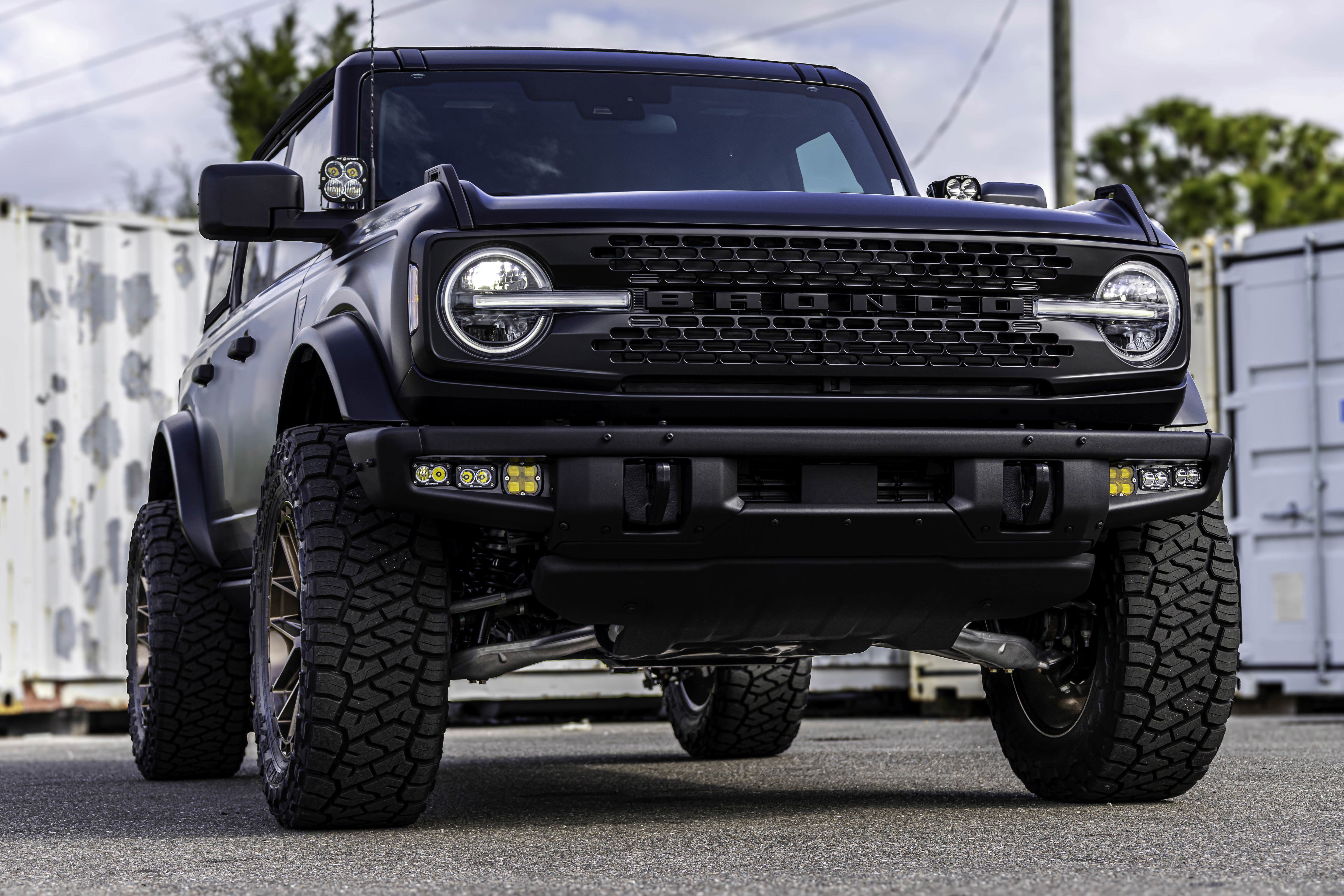 New 2025 Ford Bronco Badlands AWD/4WD image 1