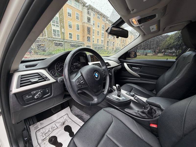 Used 2014 BMW 320i Sedan RWD image 41