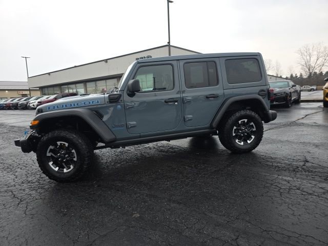 Used 2024 Jeep Wrangler Unlimited Rubicon 4xe w/ Capability Package image 3